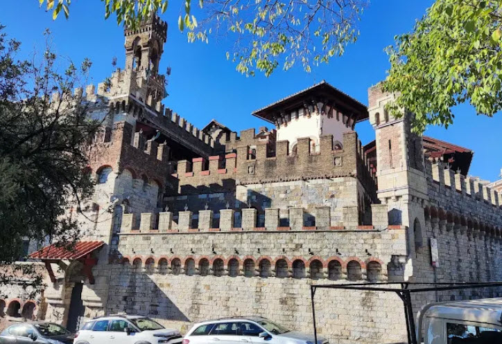 Mackenzie Castle, Italy
